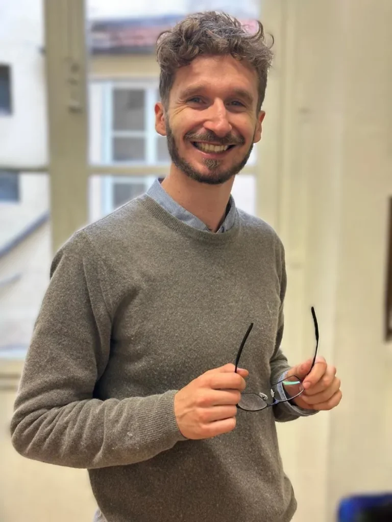 Leo Italian Language teacher coach mentor